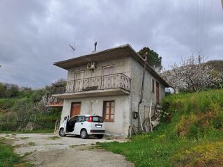  Villa � vendre 6 pi�ces 150 m� Patti, me, italia