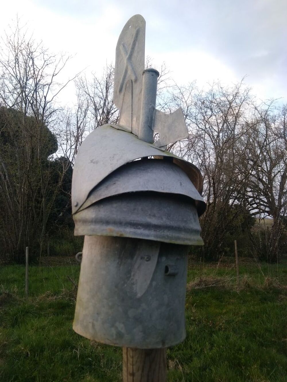 GIROUETTE DE TOIT ANCIENNE EN ZINC Bricolage
