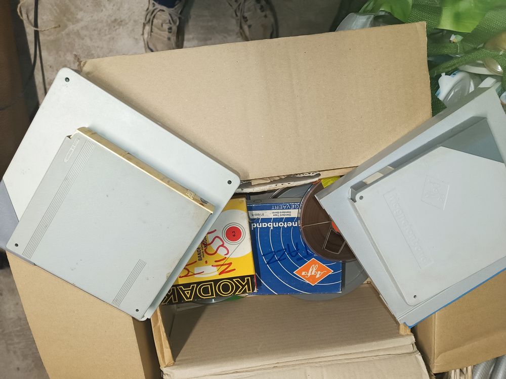 Bandes VHS pour magn&eacute;toscope Audio et hifi