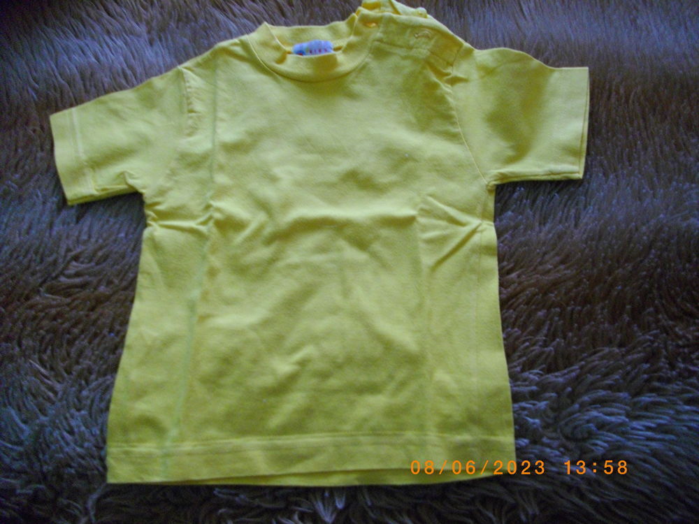Ensemble tee-shirt et short jaune - Taille : 18 mois Puériculture