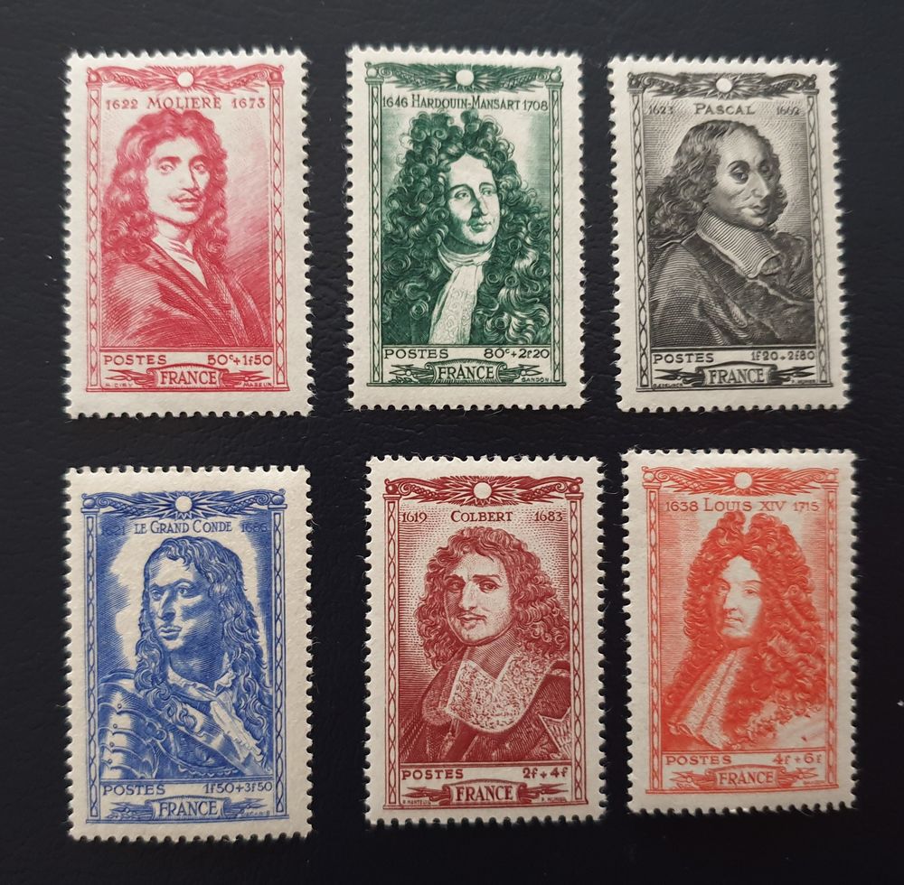 S&eacute;rie 612 &agrave; 617 timbres avec charni&egrave;res 