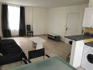  Appartement à louer 3 pièces 60 m² Troyes