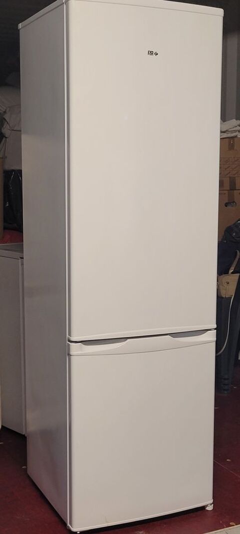 Réfrigérateur combiné  220 Rouen (76)