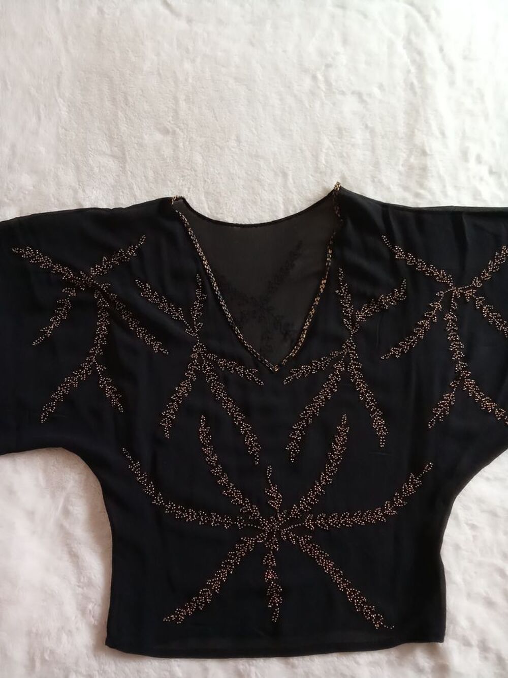 Trois haut femme Strass, perles et sequins Vêtements