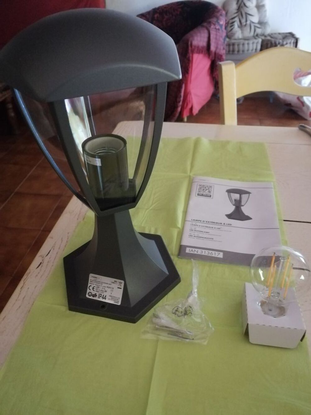 Lanterne ext&eacute;rieure &eacute;lectrique neuve Jardin