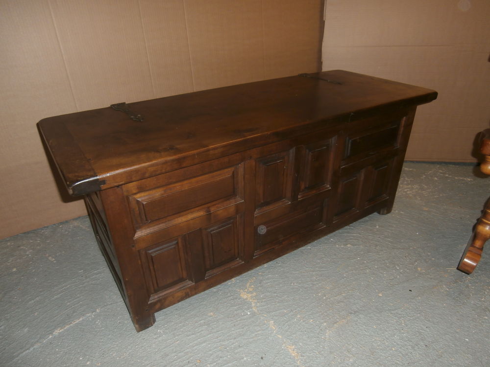MAIE ancienne bois massif Meubles