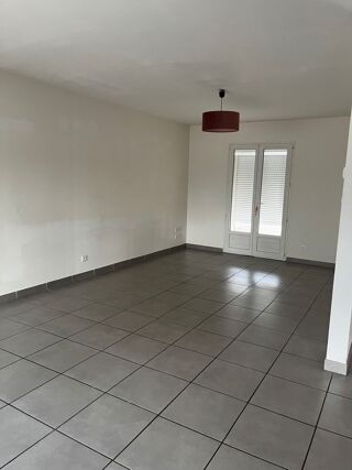  Maison à louer 5 pièces 93 m²