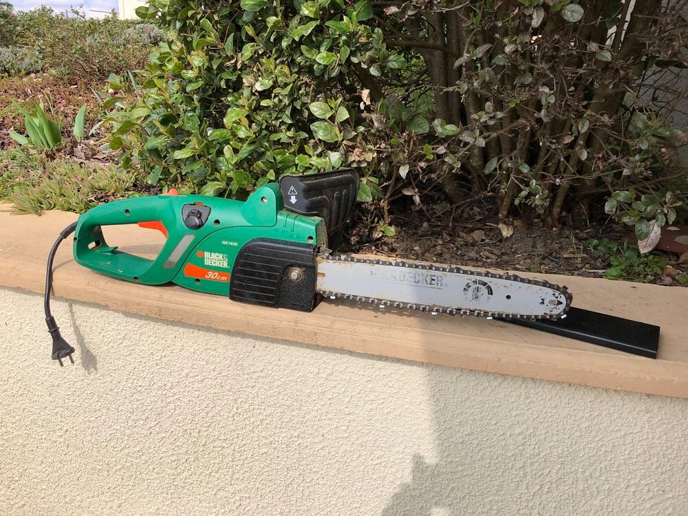 Tron&ccedil;onneuse Black&amp;Decker GK 1630 Bricolage