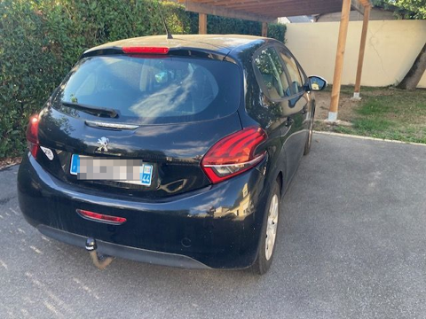 Peugeot 208 1.2 PureTech 68ch BVM5 Like