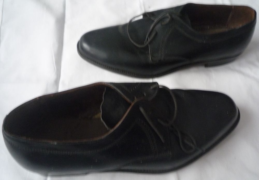 Paire de Derbies &agrave; lacets tout cuir noir lisse pointure 37.5 Chaussures
