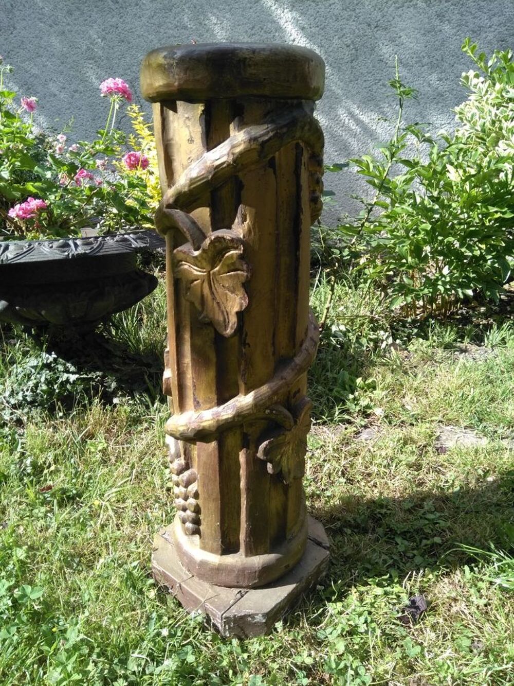 Colonne en.bois sculpte Décoration