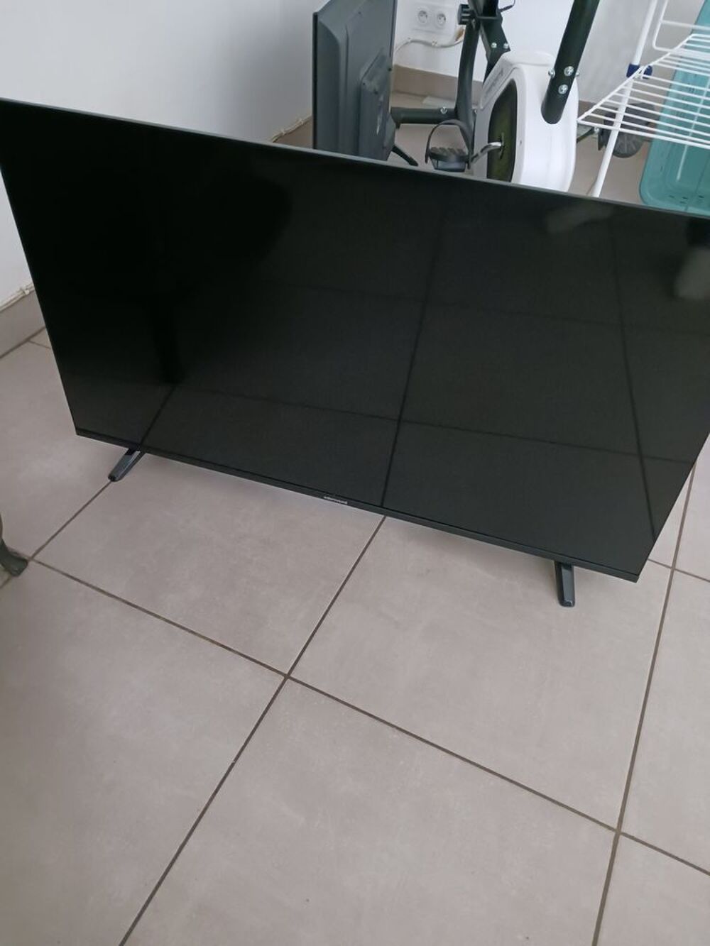 televiseur marque edenwood dimension 110cm Photos/Video/TV