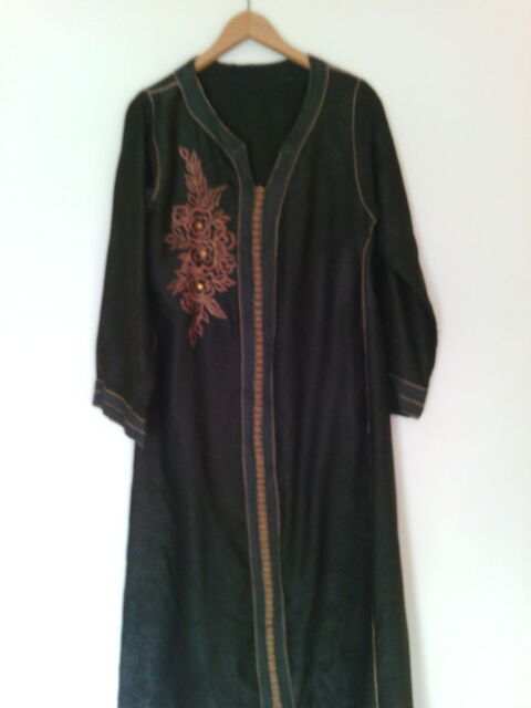 CAFTAN MAROCAIN 20 Livry-Gargan (93)