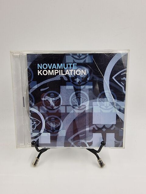 CD de musique Novamute Kompilation (comprend 2 CD) avec boit 5 Vulbens (74)