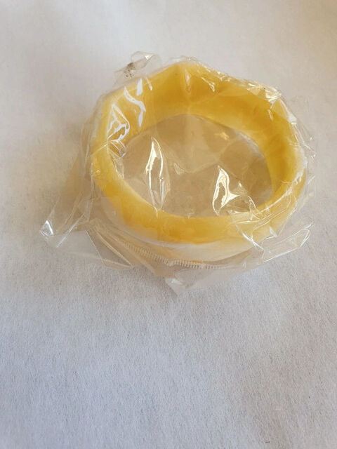 Bracelet jaune neuf encore emball 1 Aubvillers (80)