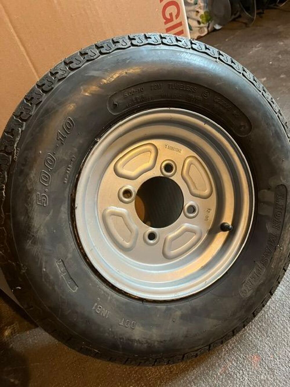 Roue secours pour remorque 5.00 - 10 Bricolage