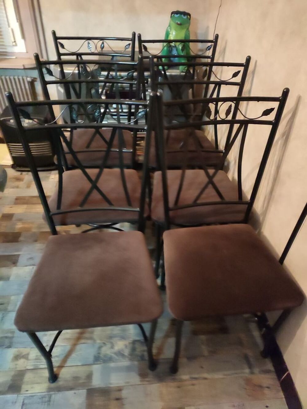 Salle a manger et &eacute;tag&egrave;re Meubles