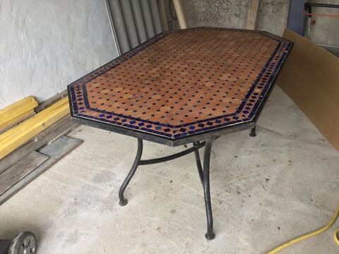 Table octogonale en métal et mosaïque  100 Gujan-Mestras (33)