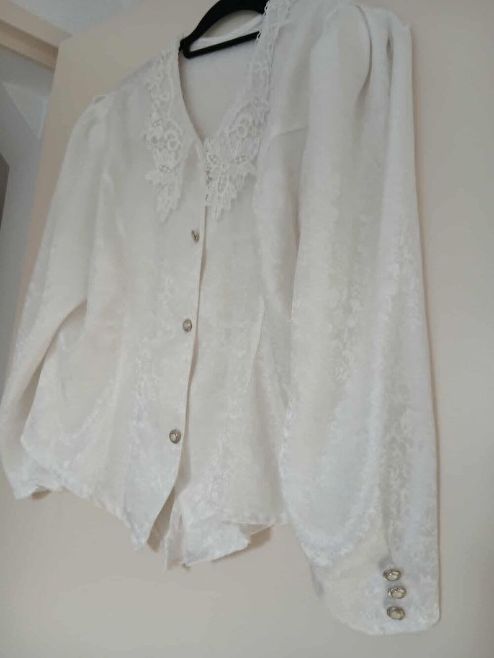  Joli corsage spencer satin blanc et dentelle N&deg; 1417 V�tements