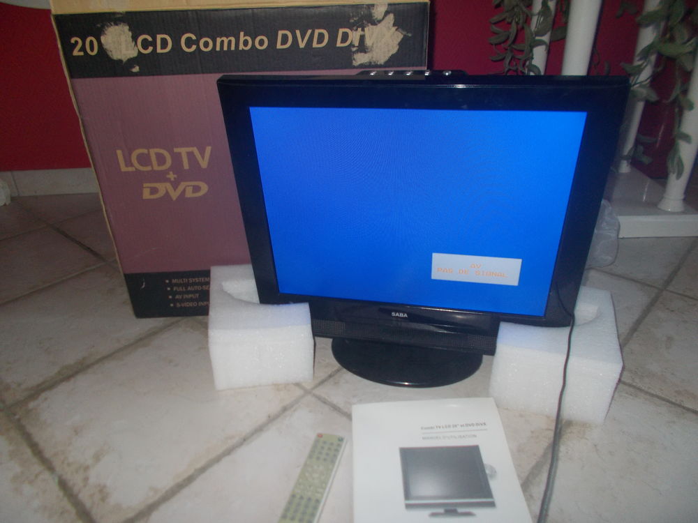 tele dvd lcd en 220 volt et 12 volt faire prix Photos/Video/TV