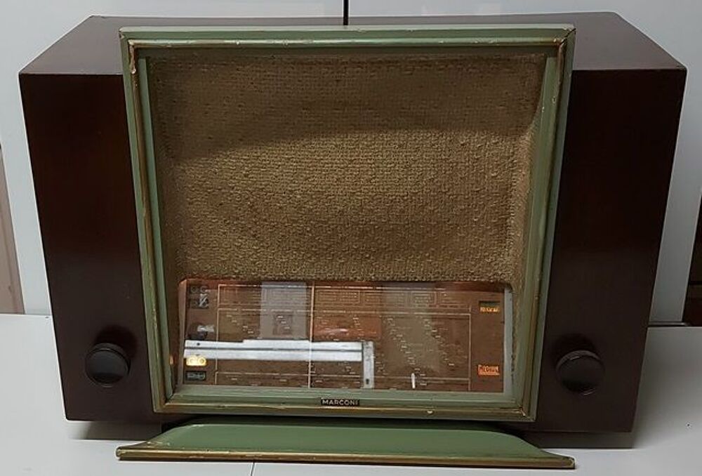 Poste de Radio &agrave; lampes MARCONI 67 ( 647 ) de 1948 Décoration