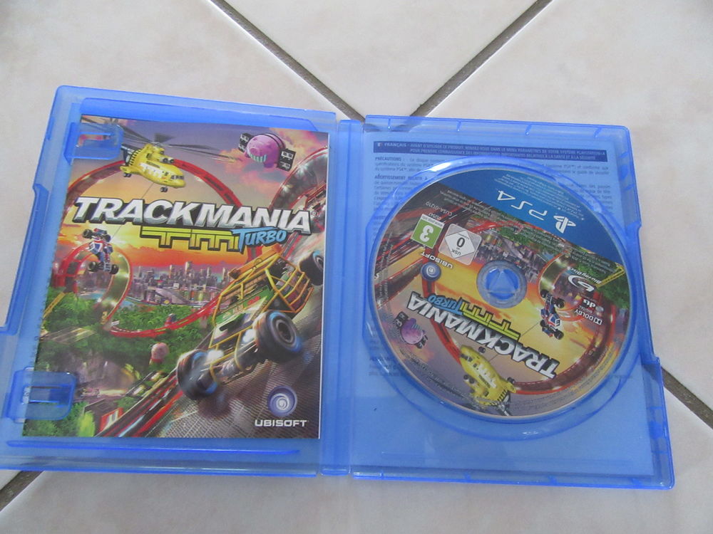 Jeu PS4 TRACKMANIA Consoles et jeux vidéos