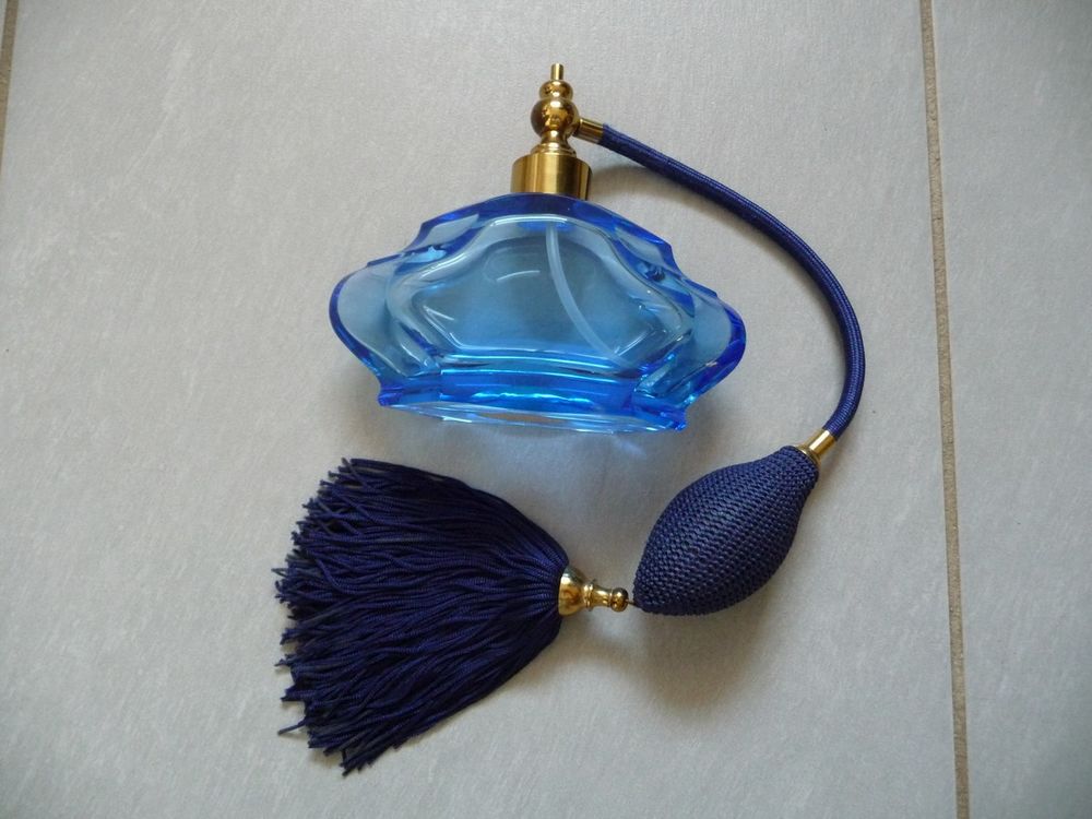 Vaporisateur en v&eacute;ritable cristal bleu 24 % pbo - Neuf Décoration