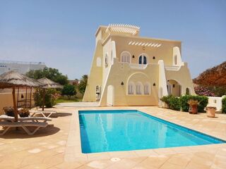  Maison � vendre 7 pi�ces 144 m� Djerba
