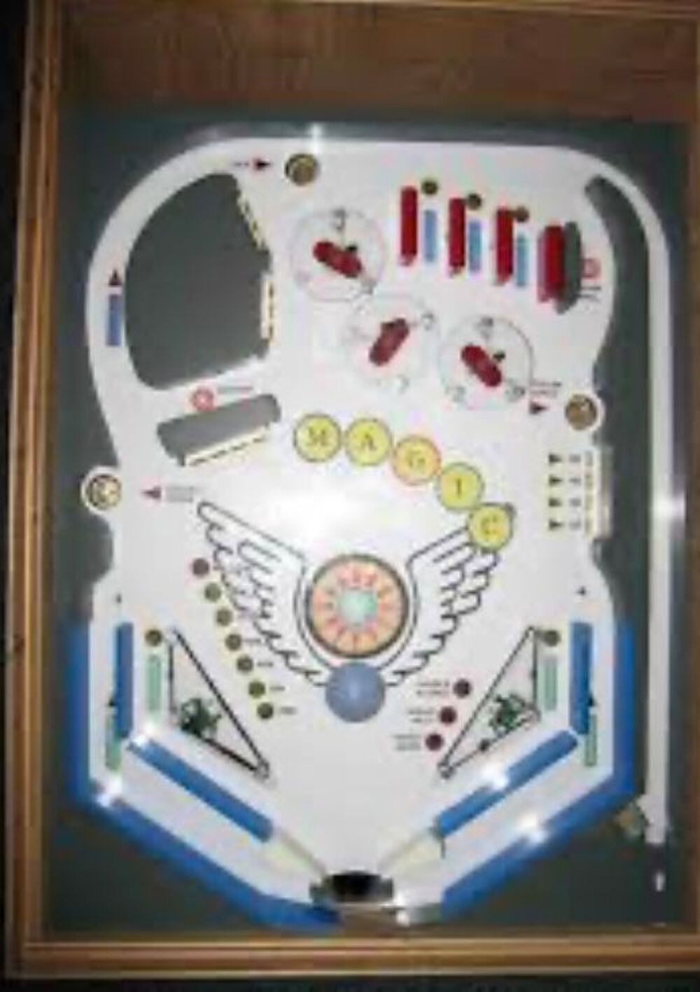 Bonjour,je recherche le flipper &agrave; l'image de Tristan pinball Jeux / jouets
