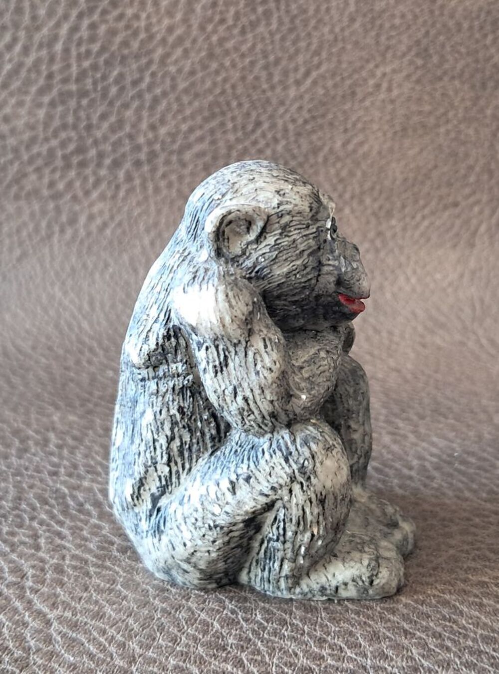 lot de 2 figurines en r&eacute;sine repr&eacute;sentant 2 singes chimpanz&eacute; Décoration