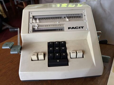 machine &agrave;  calculer 100 63710 Saint-nectaire