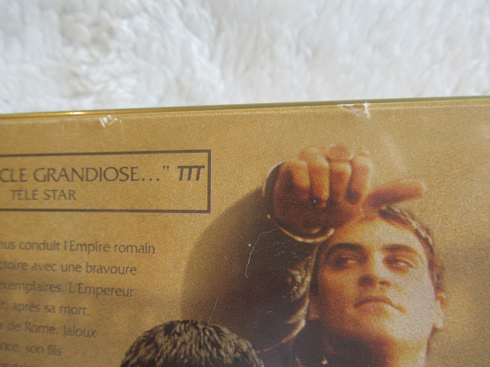 
VHS "Gladiator" - Edition sp&eacute;ciale DVD et blu-ray