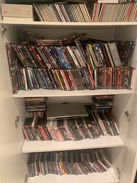 Vend lots de 500 dvd et 50 cd 0 Saint-Cyr-au-Mont-d'Or (69)