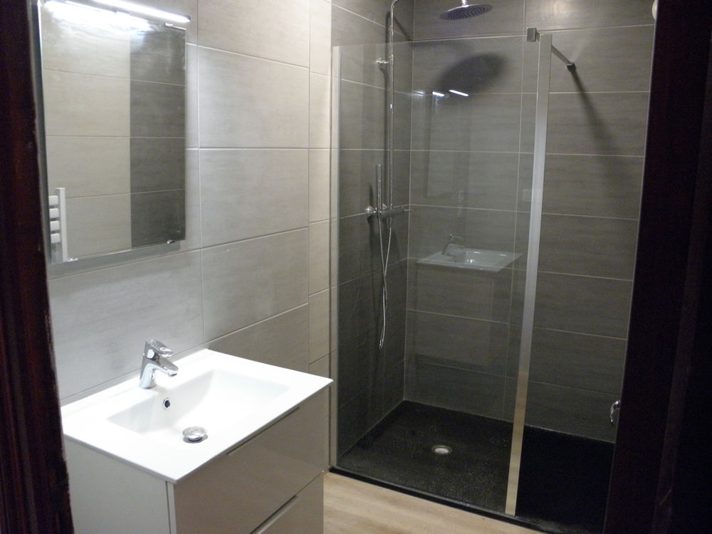 Location Appartement BEAU T2 AVEC COUR ET GARAGE PROCHE LE PUY EN VELAY Polignac