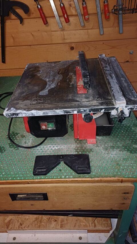 Coupe carreaux lectrique 30 Madire (09)