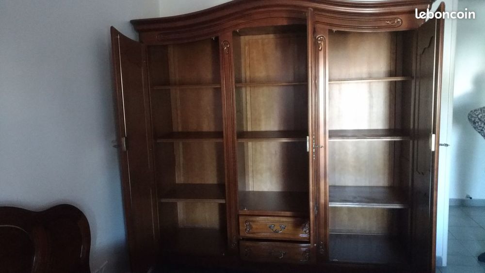 CHAMBRE COMPLETE EN MERISIER MASSIF Meubles