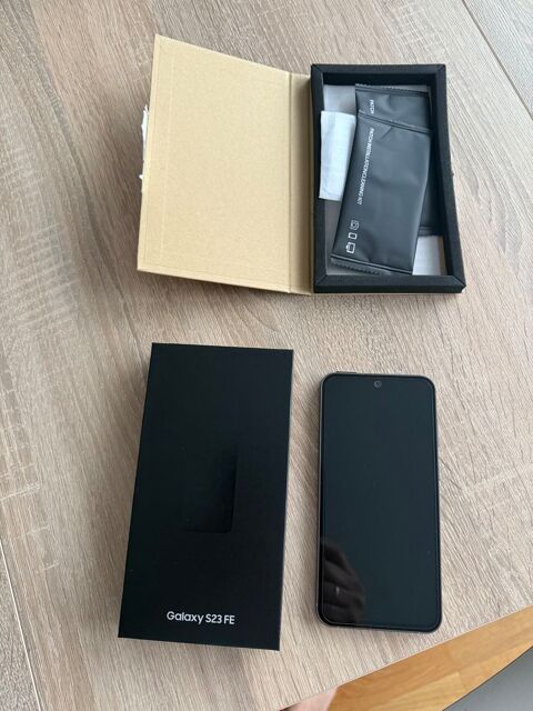 T�l�phone Samsung S23 FE 450 Beauchamp (95)