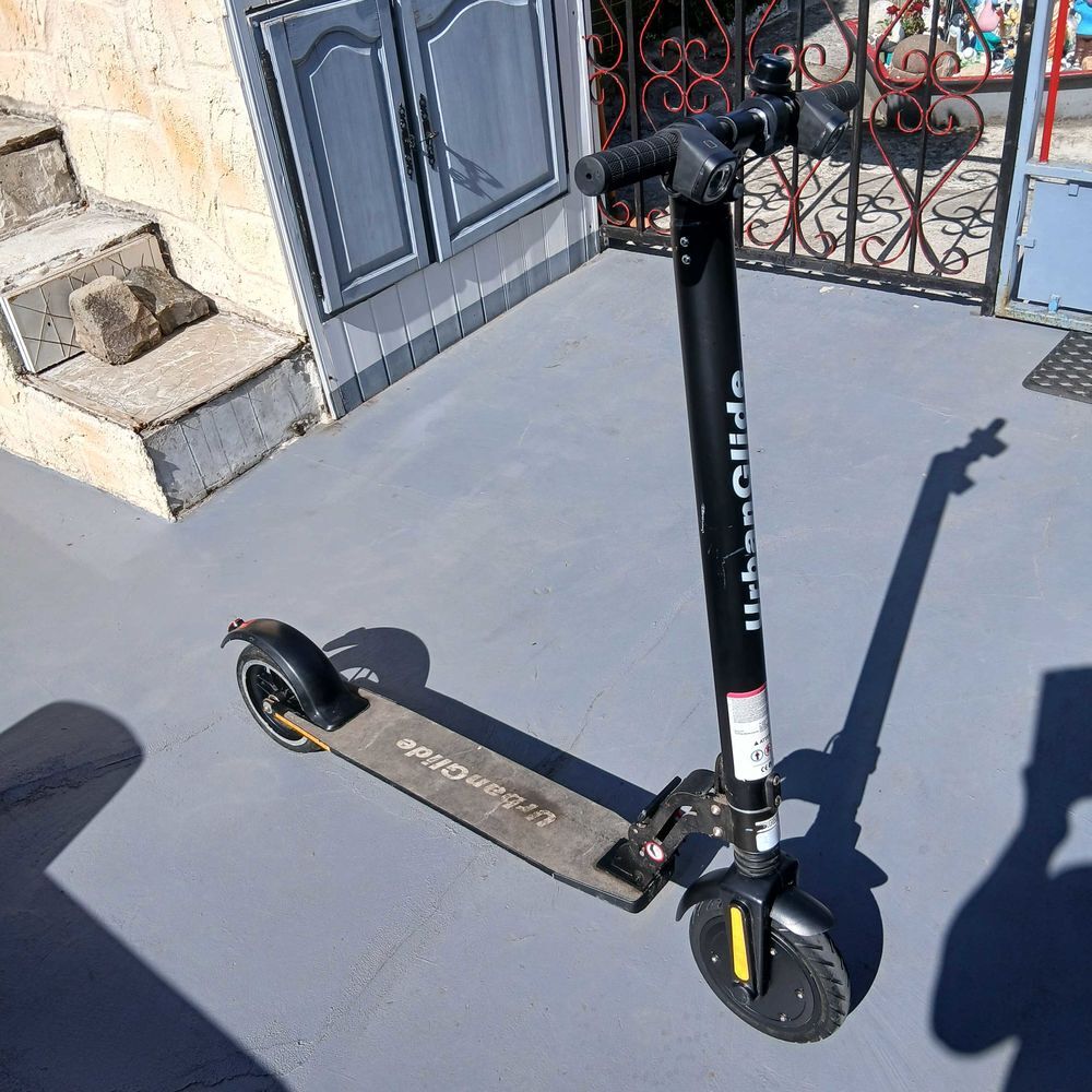 Trottinette &eacute;lectrique urbanglide Vélos