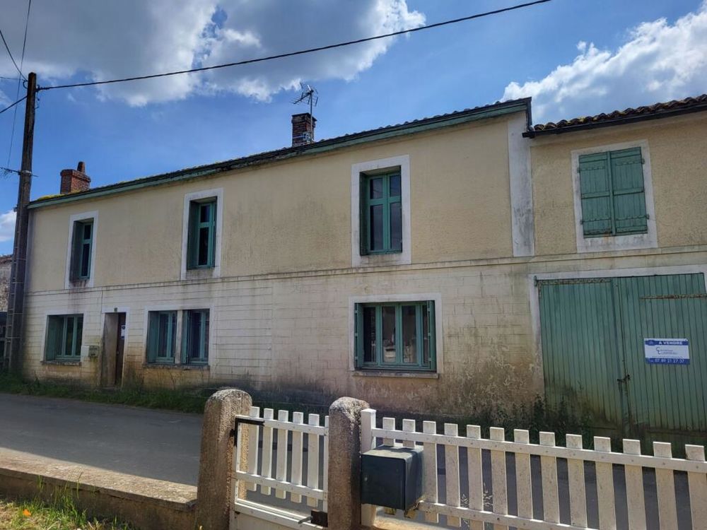 Vente Maison Ensemble de deux maisons avec terrain et dépendances Fomperron