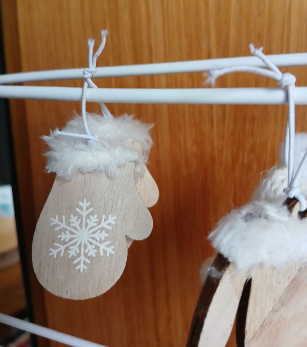 LOT DE 8 SUJETS POUR DECORATION DE SAPIN DE NOEL Décoration