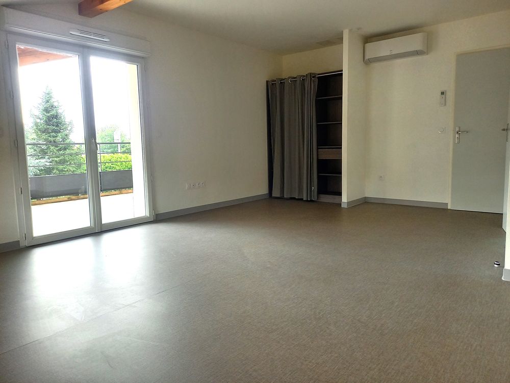 Location Appartement TB studio neuf 28m2 clair, calme, clim, prox Fac et commerce Albi