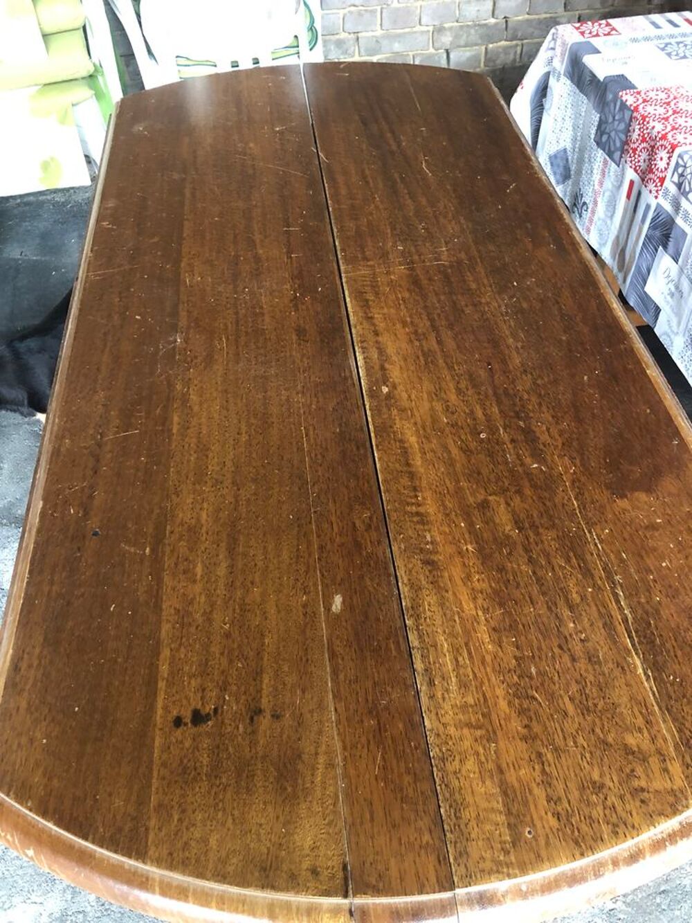 TABLE ANCIENNE 8 PIEDS Meubles