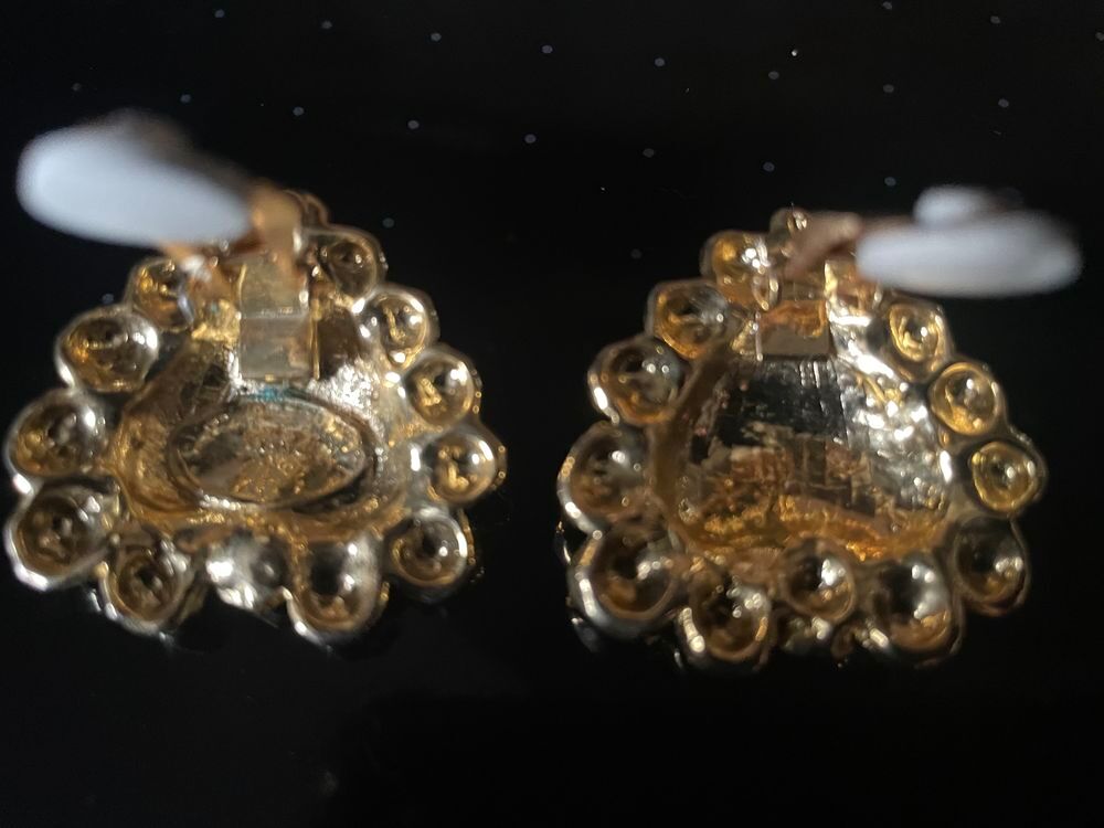 BO Clip dor&eacute;e Coeur facette perl&eacute;e Christian LACROIX Bijoux et montres