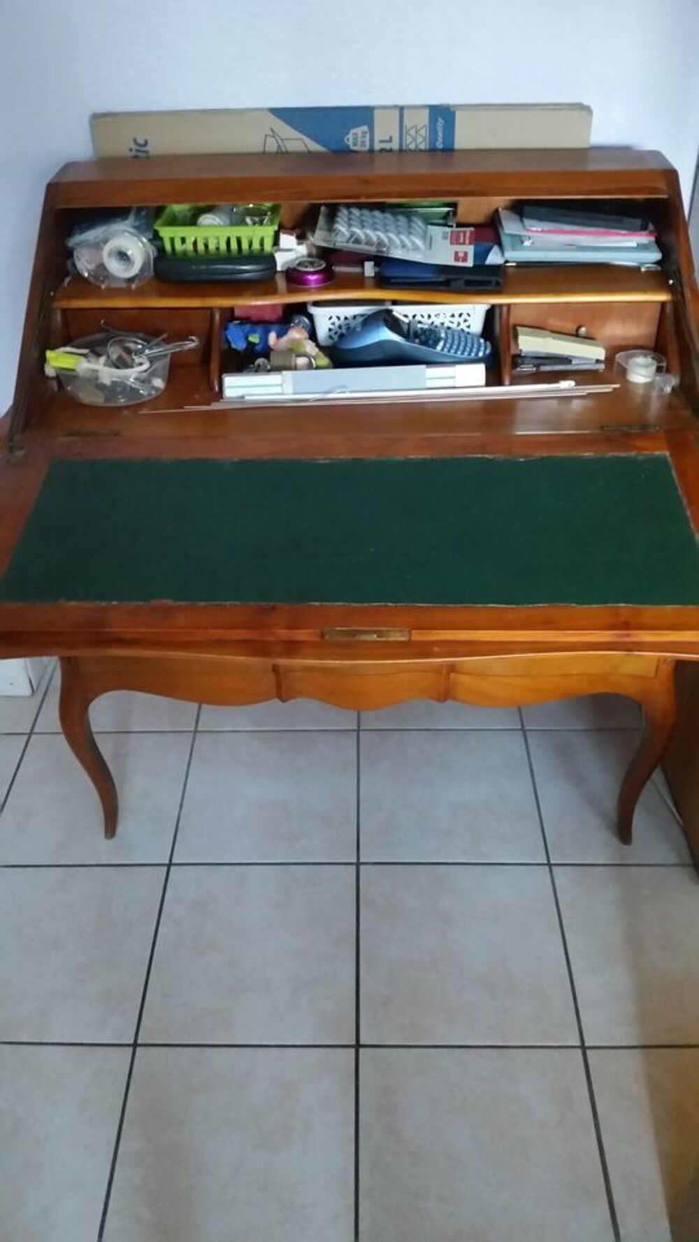 Secr&eacute;taire style Louis XV Meubles