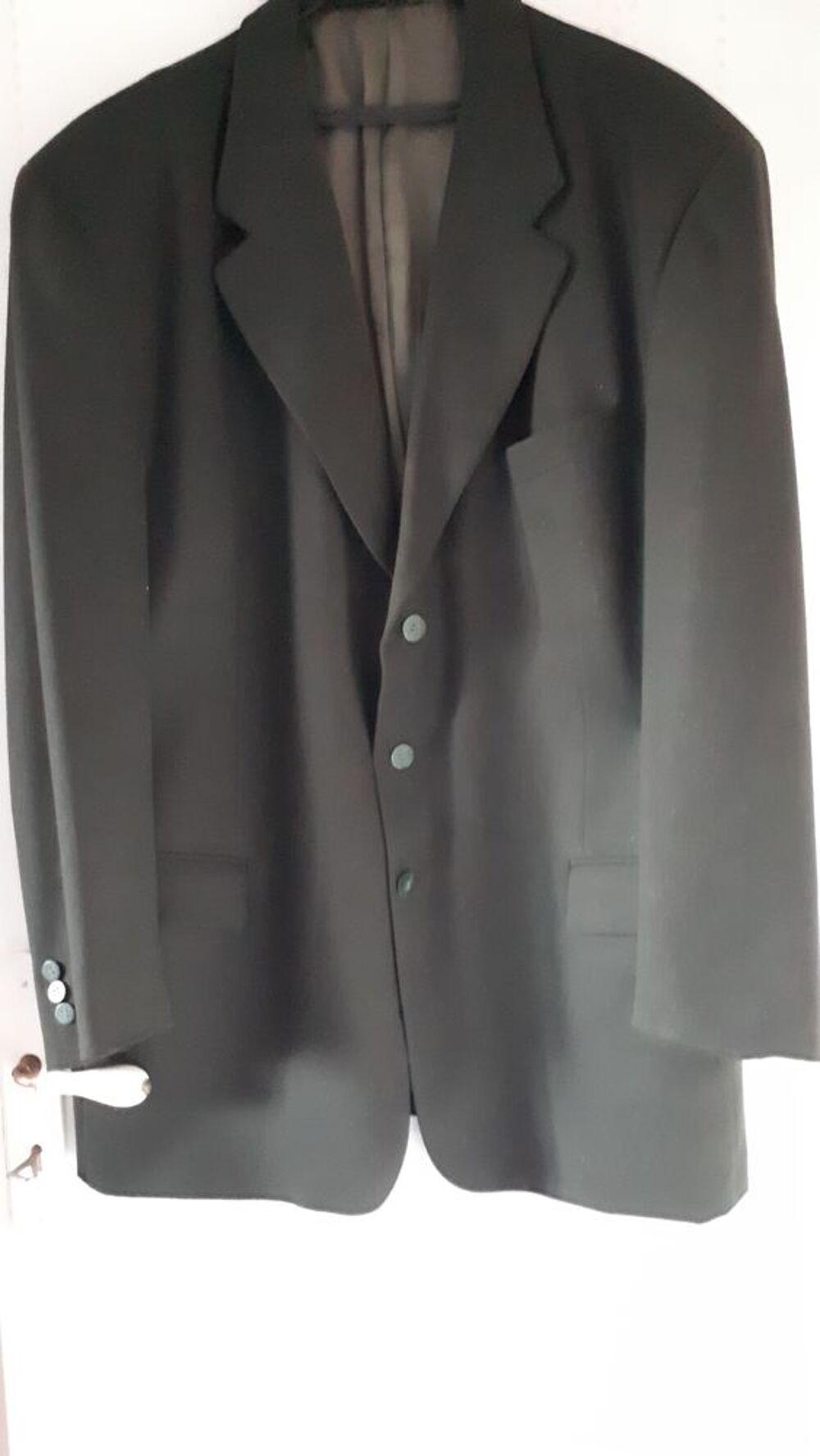 Blazer homme en tr&egrave;s bon &eacute;tat, marque Ted Lapidus. Vtements