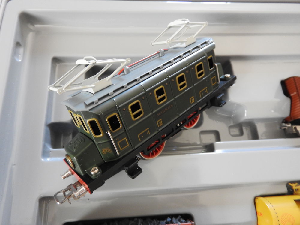 Echelle HO - M&auml;rklin coffret vintage ref 0050 &eacute;tat neuf 