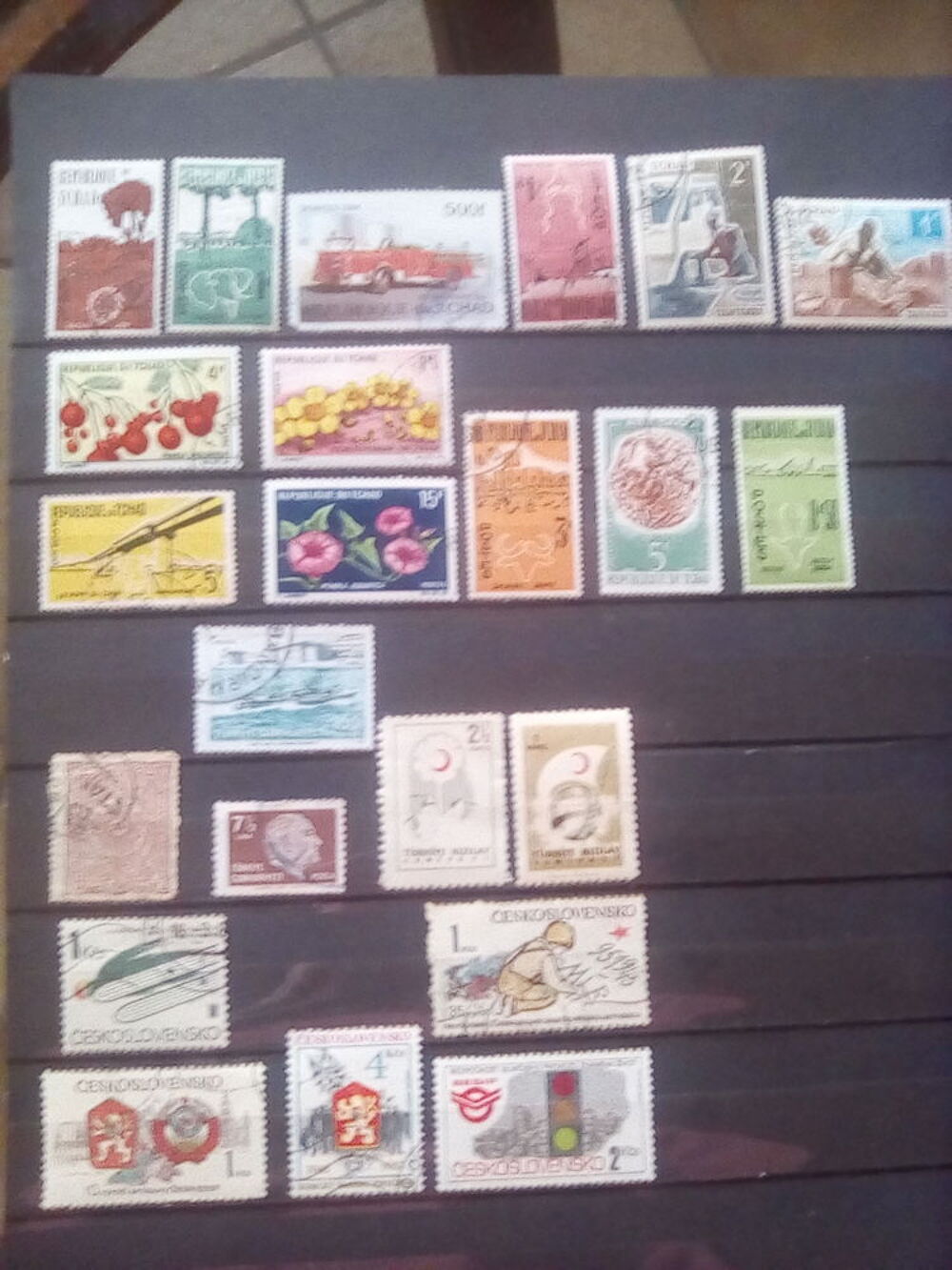 Timbres O et N LOT B 