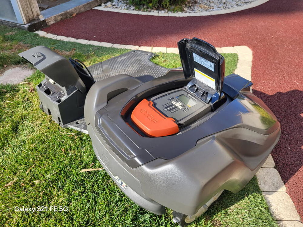 ROBOT DE TONTE HUSQVARNA 430X Jardin