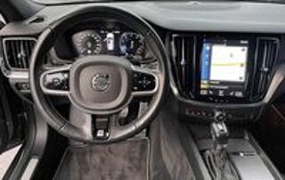 V60 T5 AWD 250 ch Geartronic 8 R-Design 2020 occasion 69007 Lyon
