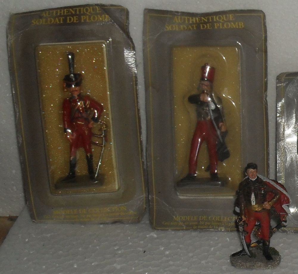 Napol&eacute;on &agrave; cheval+5 soldats de Plomb 1er Empire. 